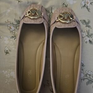 Michael Kors Light Pink Logo Round-Toe Ballet Flats